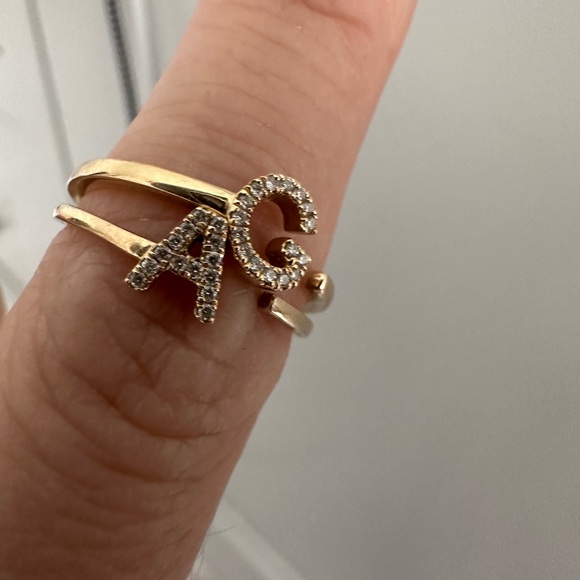 DANA REBECCA designs initial ring 14k yellow gold and diamond letter G - Picture 7 of 9